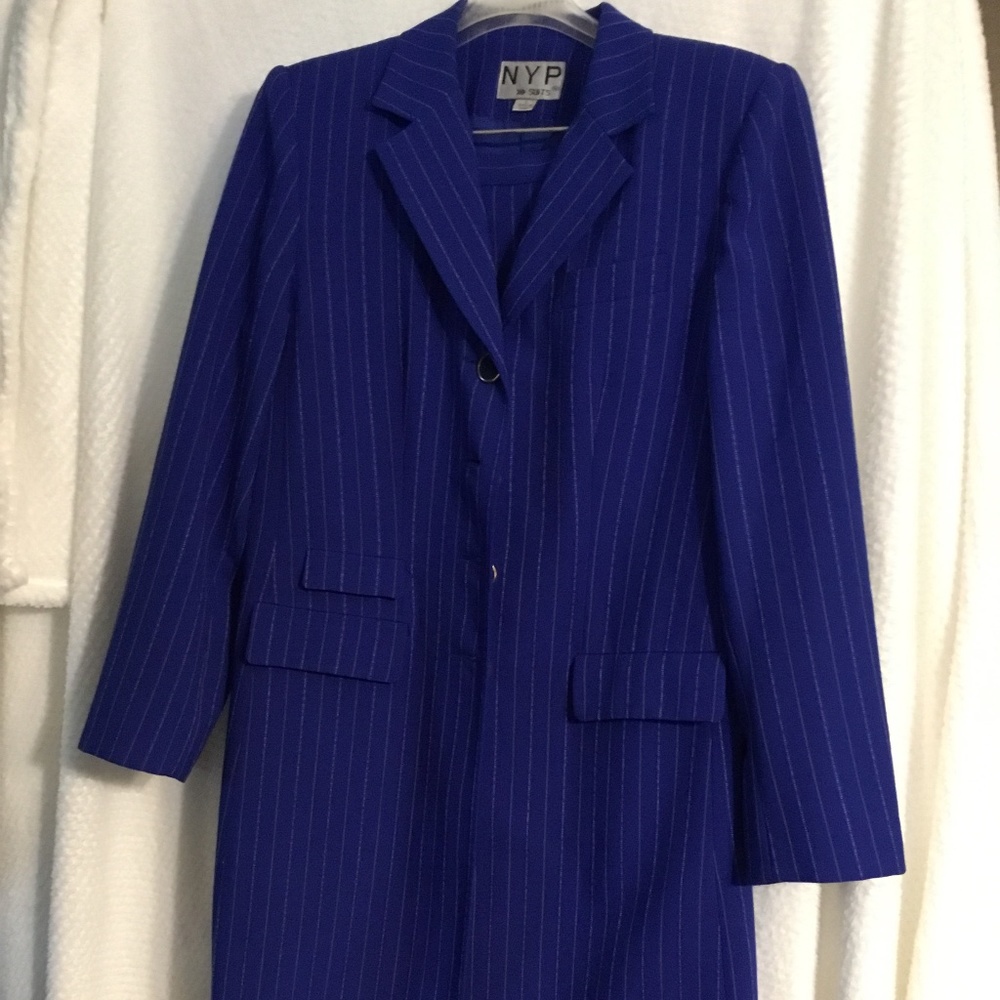 Women’s 2 pc skirt set